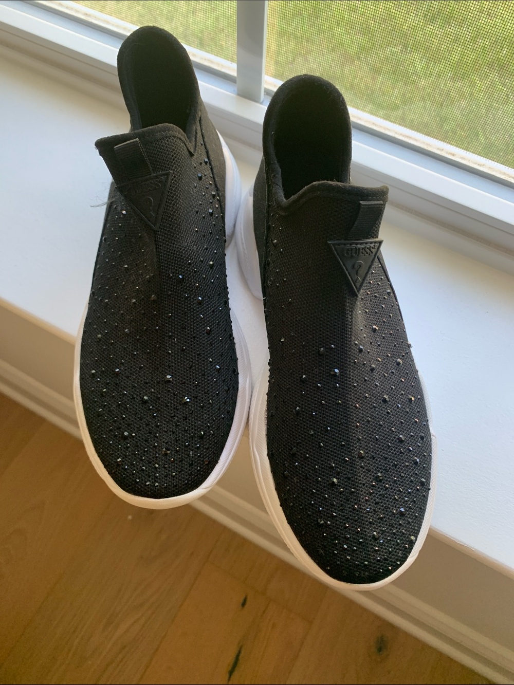 Never Worn- GUESS Black Slip-On Knit Sneakers with Crystal Accents